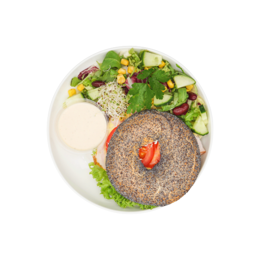 New York' Bagel with turkey breast and honey mustard sauce